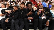 🔥内马尔、博格巴现场观战NBA决赛